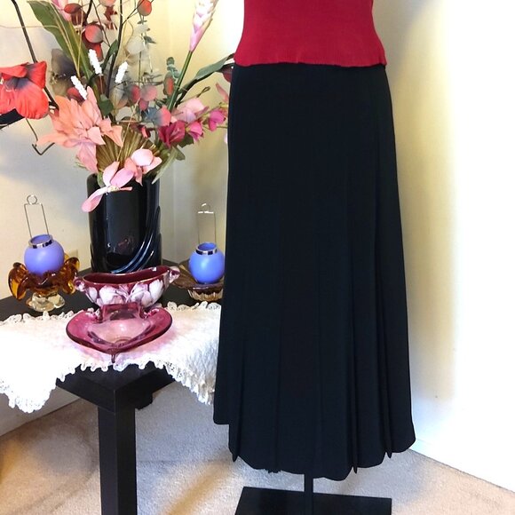 NWT Simon Chang Well Tailored High-quality Black Pleated Long Lined Skirt M - Picture 2 of 7